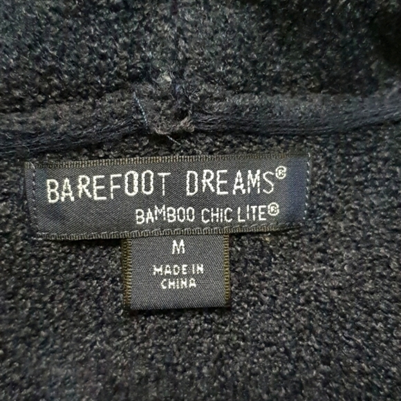 Barefoot Dreams Bamboo Chic lite Cardigan - Picture 2 of 5